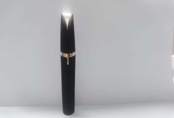 Mini recortador eléctrico de cejas y lápiz labial