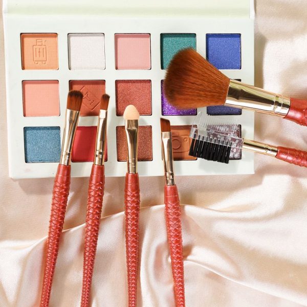 506 Makeup Brushes - Image 10
